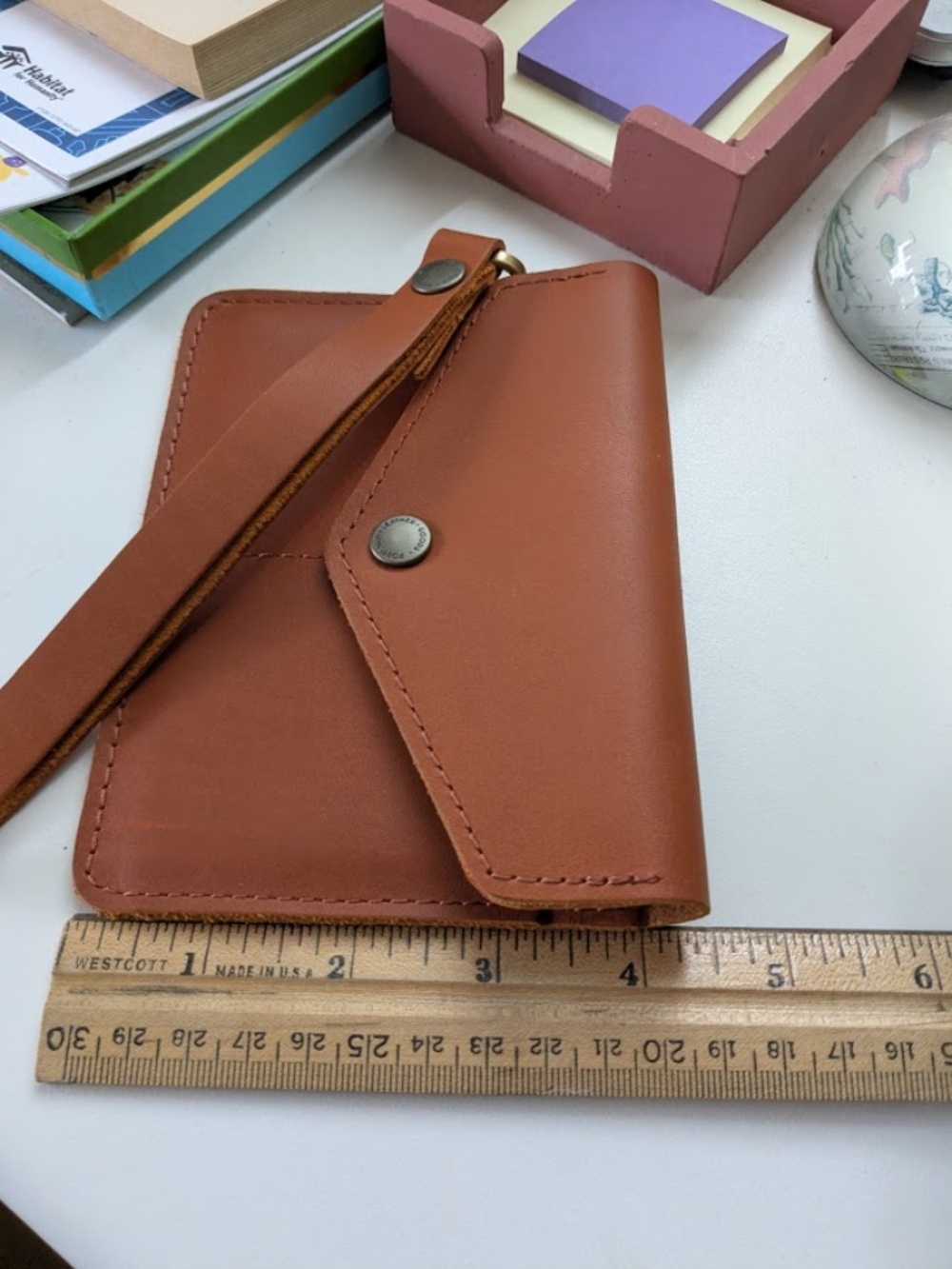 Portland Leather Tuscany passport wristlet - Picture 3 of 5